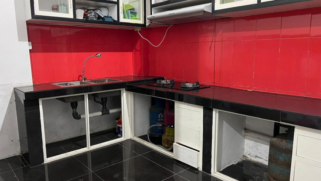 בוקיטינגי Rumah 25 Syariah מראה חיצוני תמונה